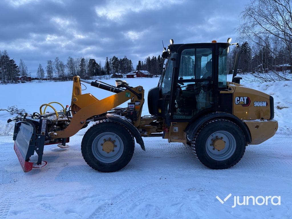 Hjullastare - CAT, 906M