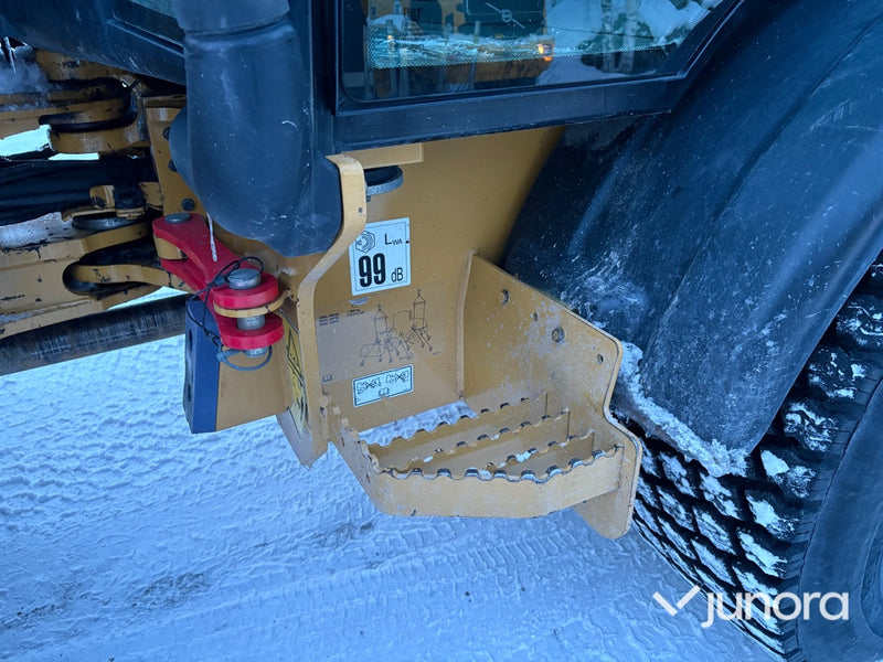 Hjullastare - CAT, 906M