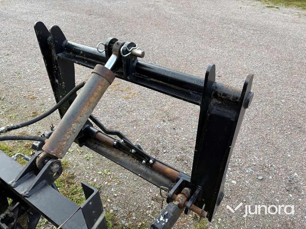 Adapter - Från 3-punkt till stora BM