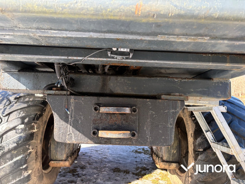 Skotare + Flistugg - Valmet, 890.3, Erjo 9/93