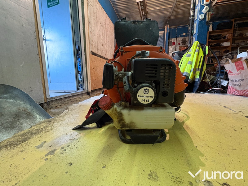 Lövblås Husqvarna