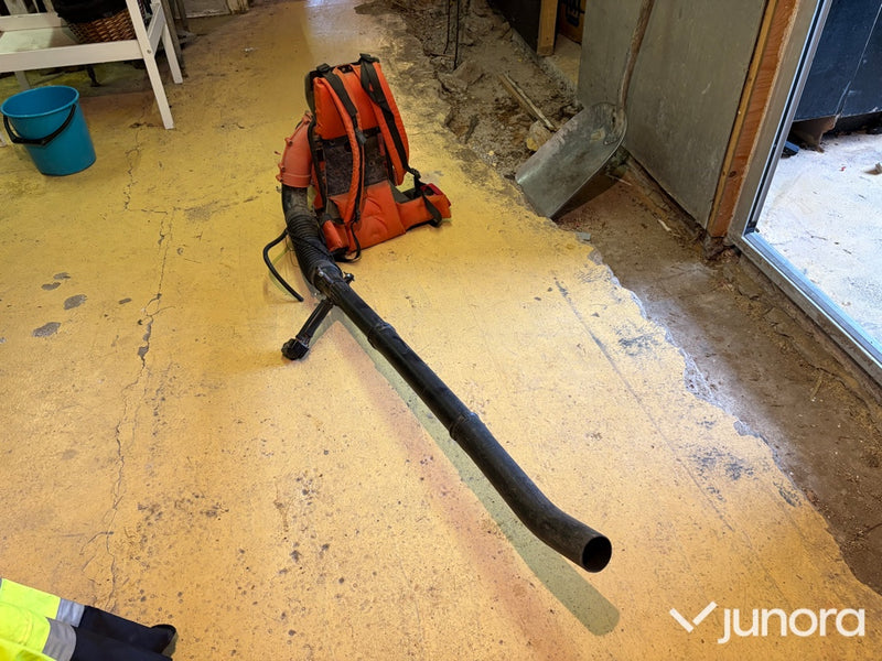 Lövblås Husqvarna
