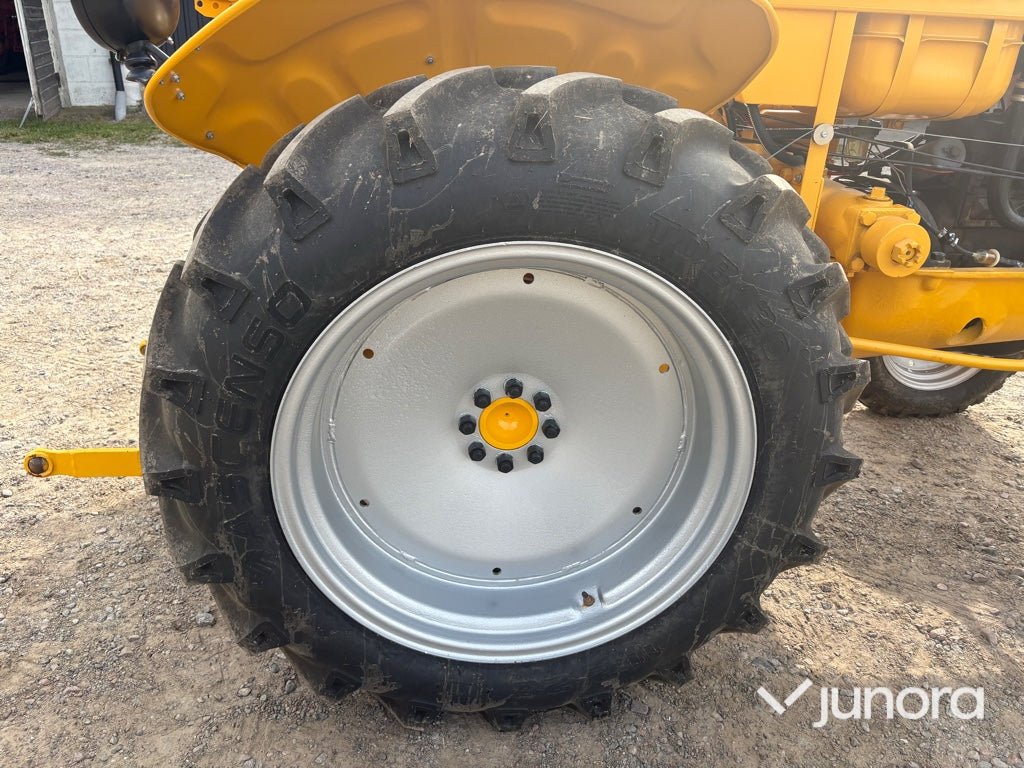 Veterantraktor Renault R3042