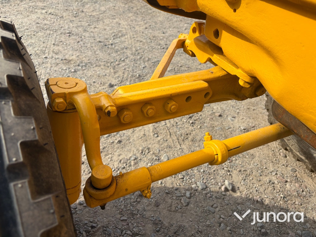 Veterantraktor Renault R3042