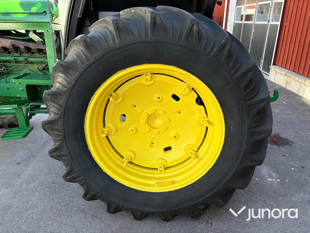 Traktor - John Deere, 3140 MFWD, 4WD
