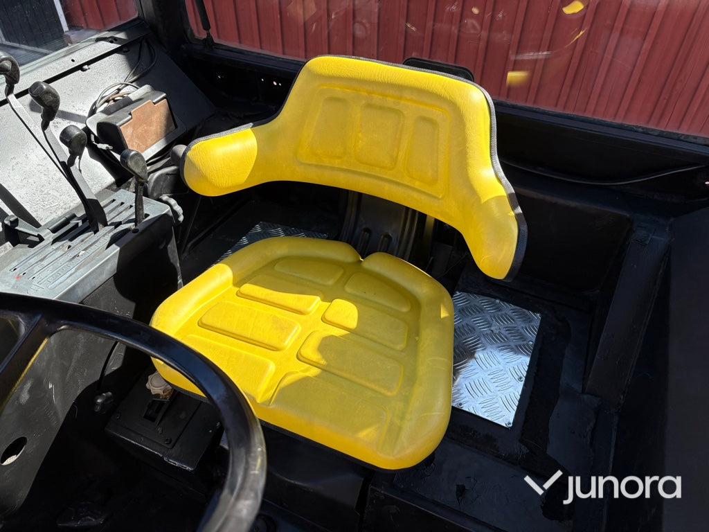 Traktor - John Deere, 3140 MFWD, 4WD
