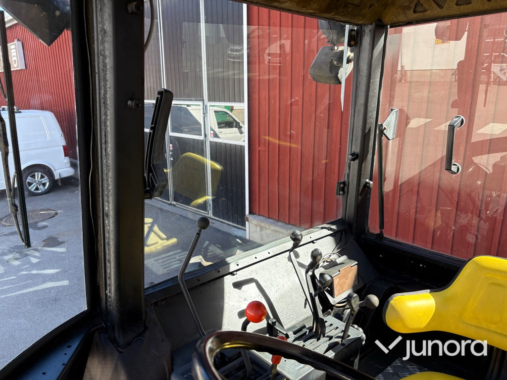 Traktor - John Deere, 3140 MFWD, 4WD
