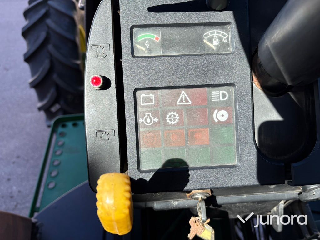 Traktor - John Deere, 3140 MFWD, 4WD