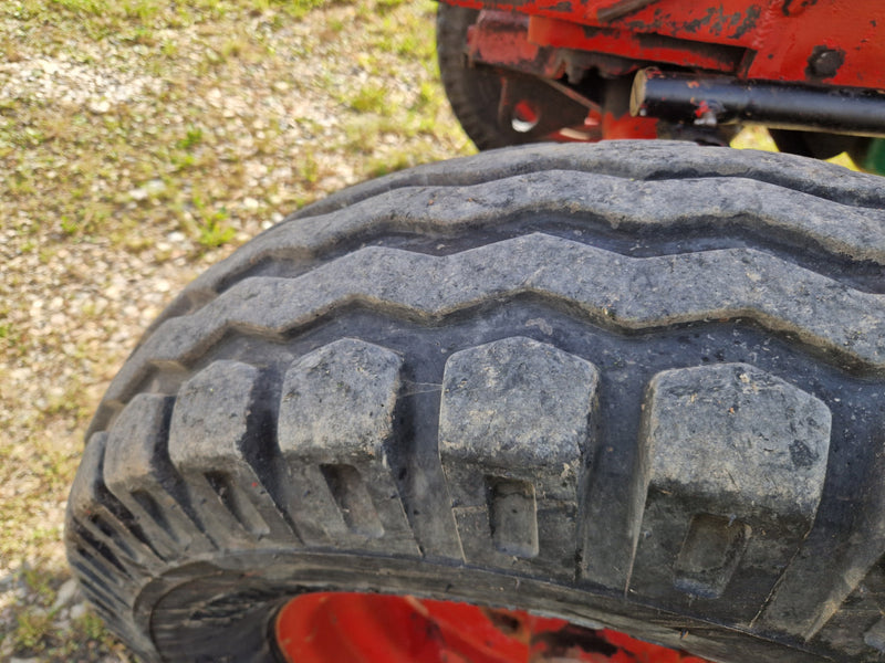 Traktor Volvo BM 600 Med Frontlastare