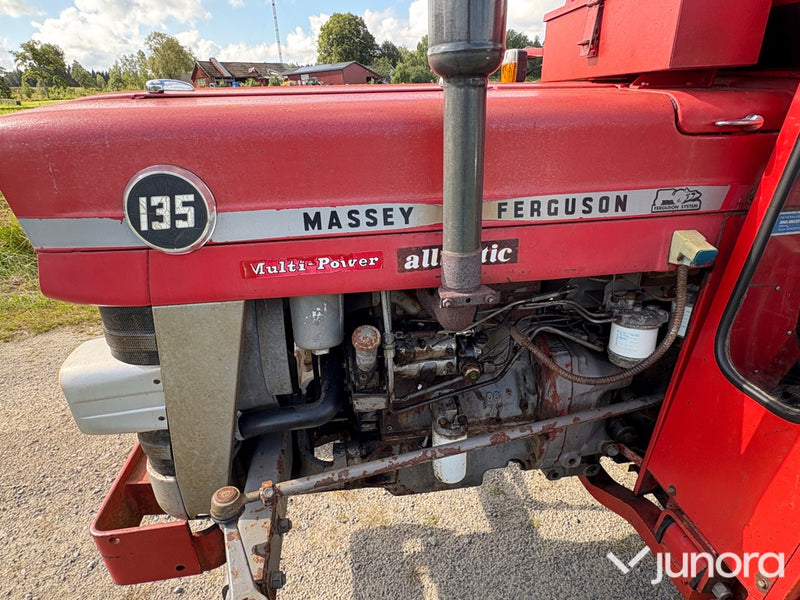 Massey Ferguson 135