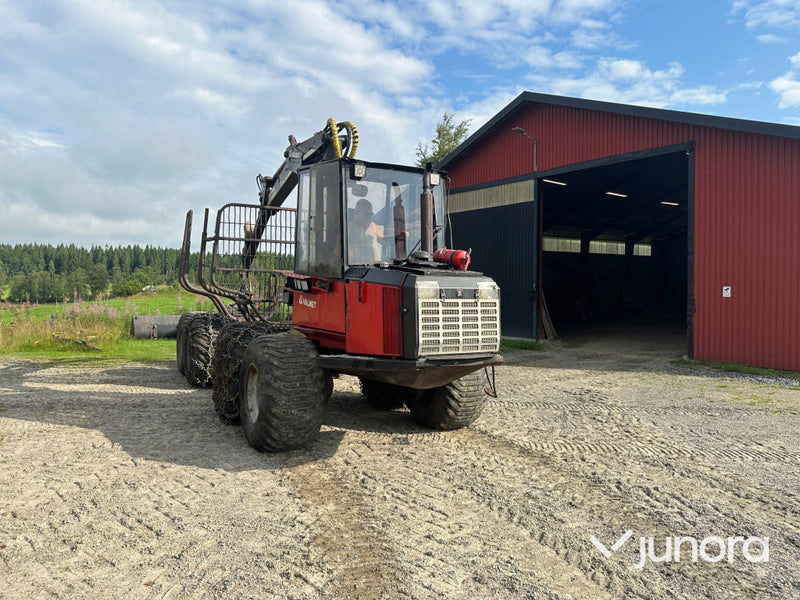 Valmet 828 skotare