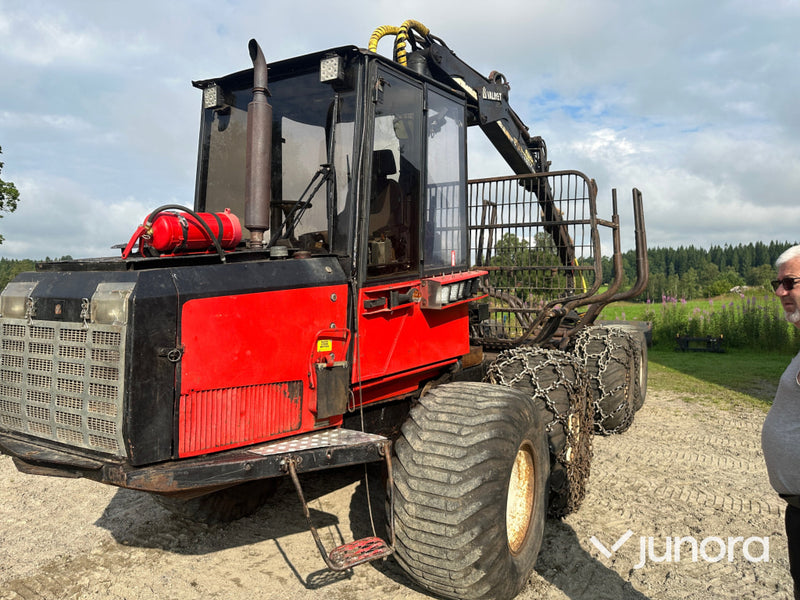 Valmet 828 skotare