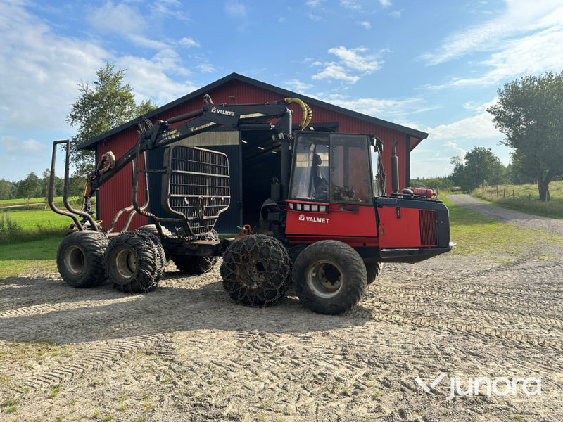 Valmet 828 skotare