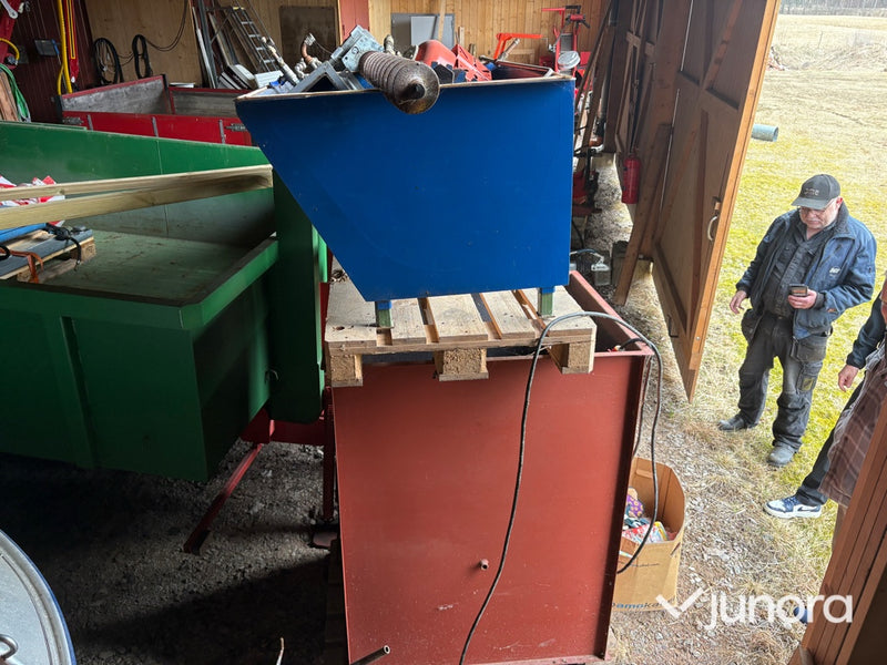 Pelletspanna - Komplett pelletsförråd