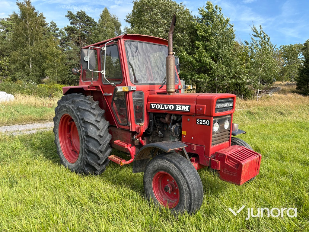 Traktor - Volvo BM, 2250