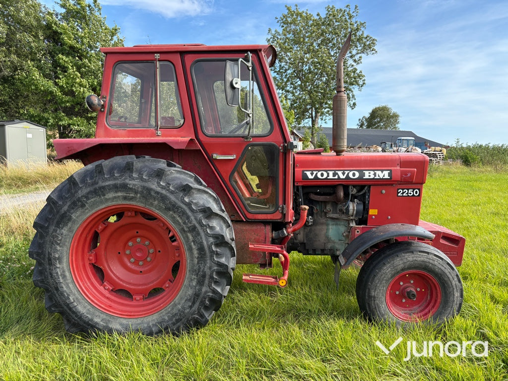 Traktor - Volvo BM, 2250