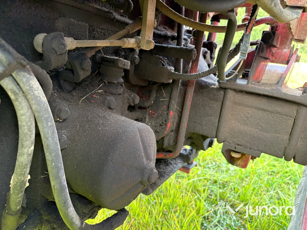 Traktor - Volvo BM, 2250