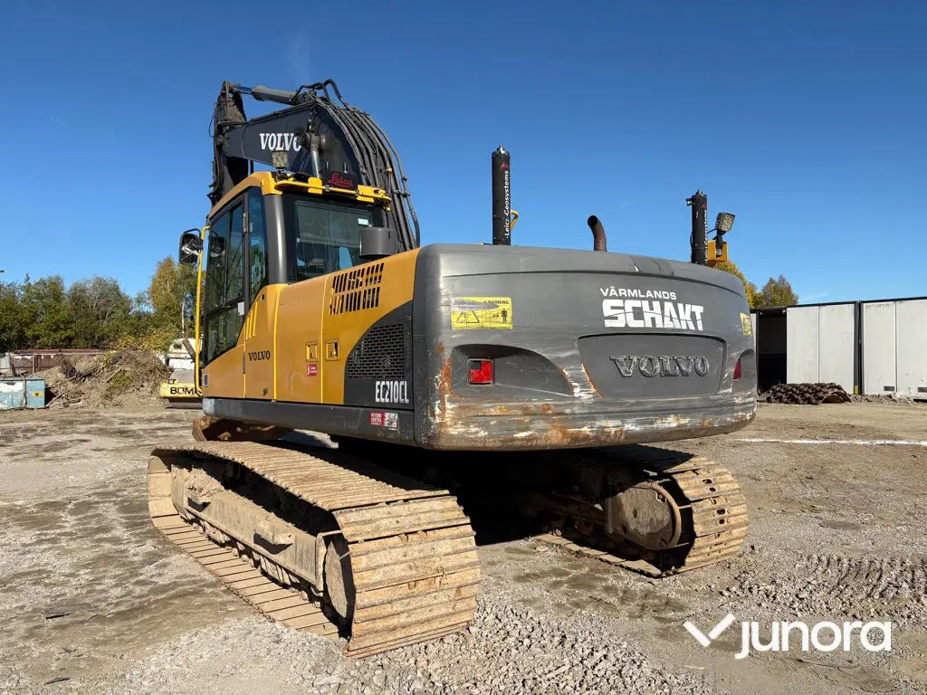Grävmaskin Volvo EC210CL med tiltrotator och redskap