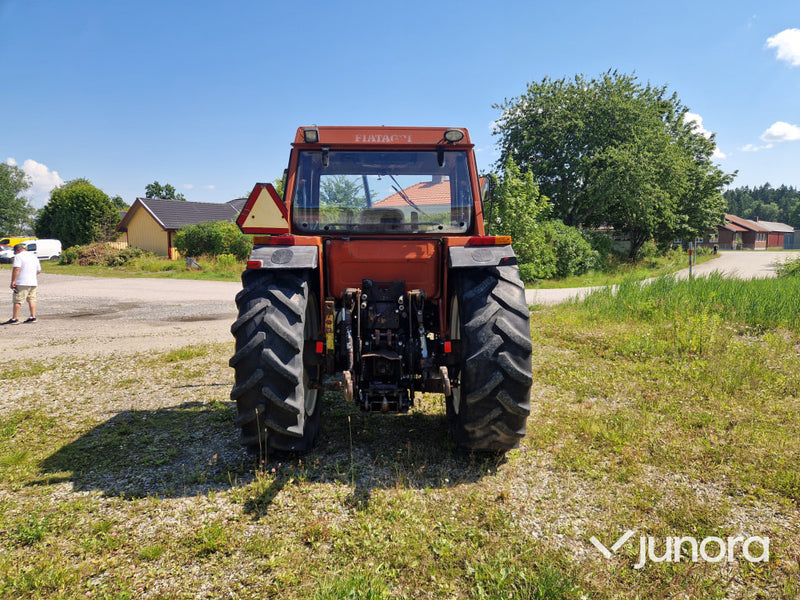 Traktor Fiat 110-90 DT