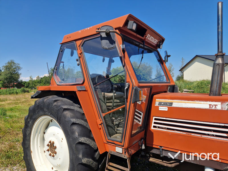 Traktor Fiat 110-90 DT
