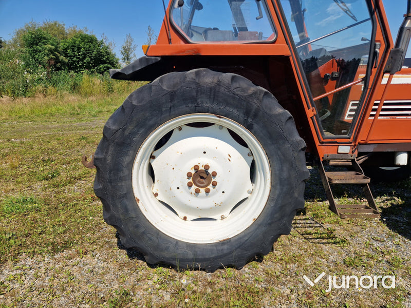 Traktor Fiat 110-90 DT