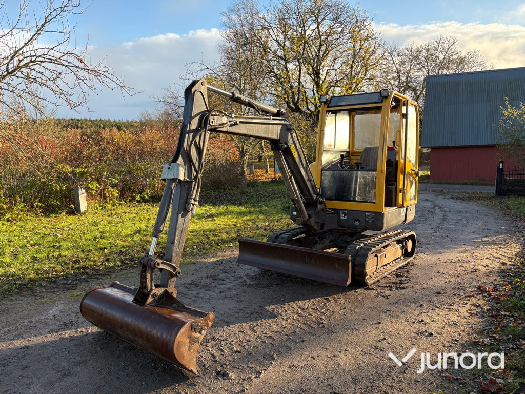 Minigrävare - Volvo, EC25