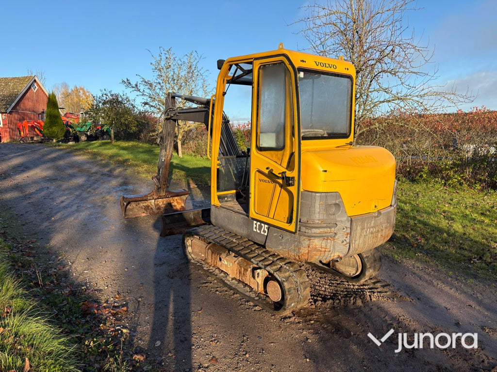 Minigrävare - Volvo, EC25