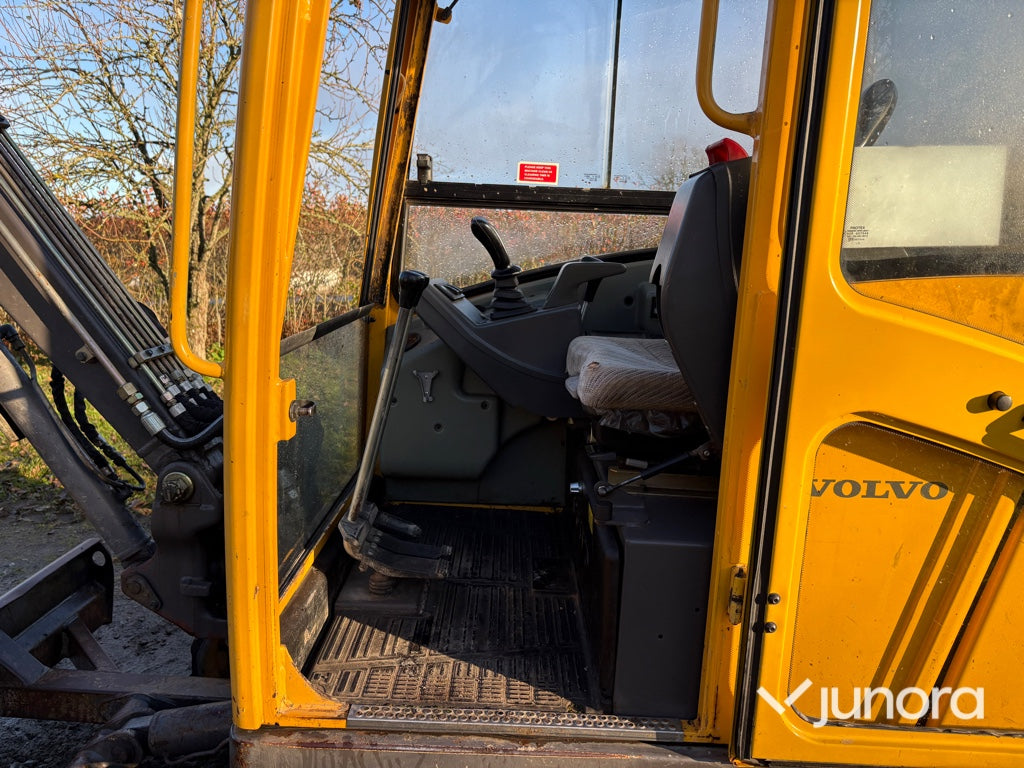 Minigrävare - Volvo, EC25