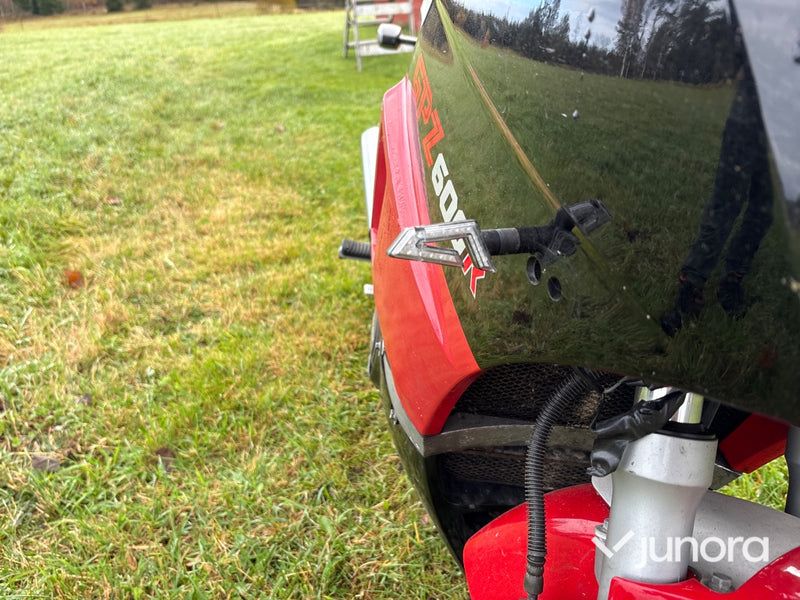 Motorcykel - Kawasaki GPZ600R