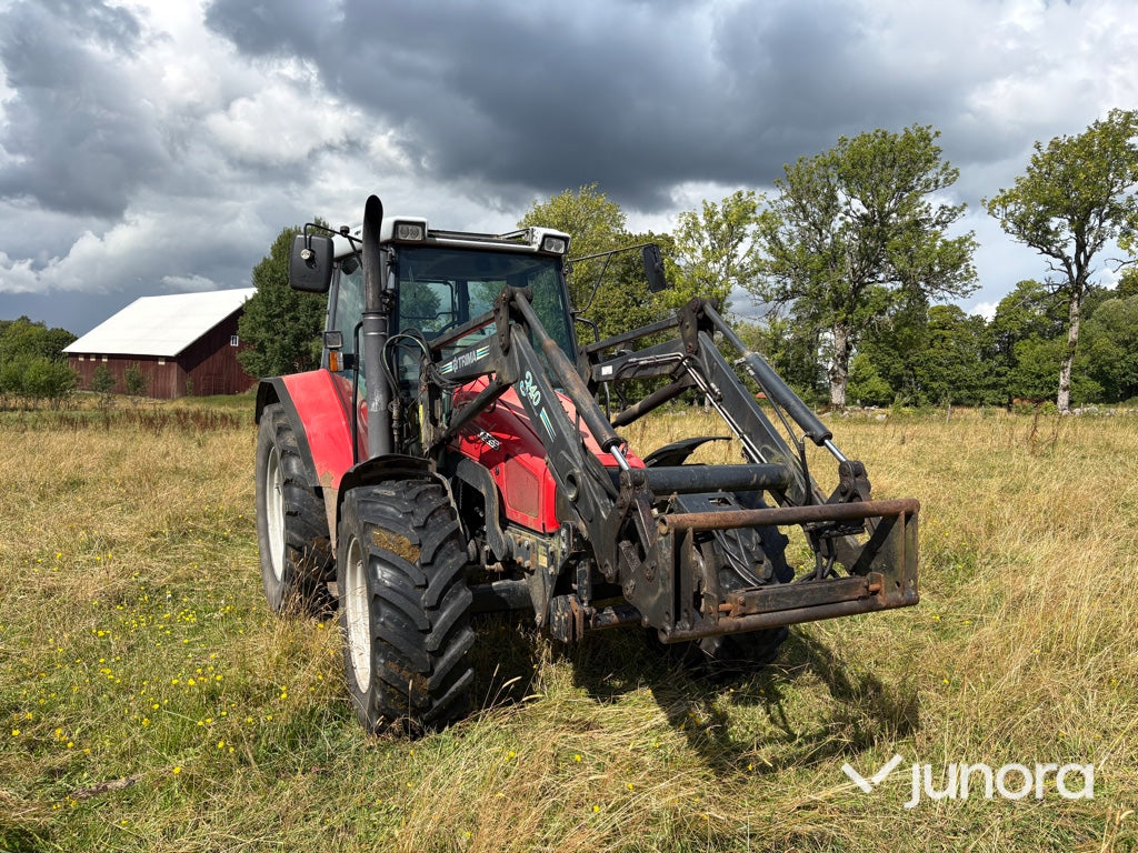 Traktor med frontlastare - Massey Ferguson 6255-4, Trima 3240