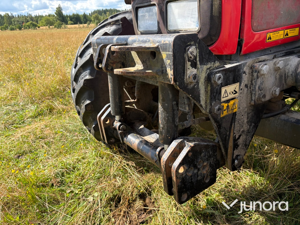 Traktor med frontlastare - Massey Ferguson 6255-4, Trima 3240