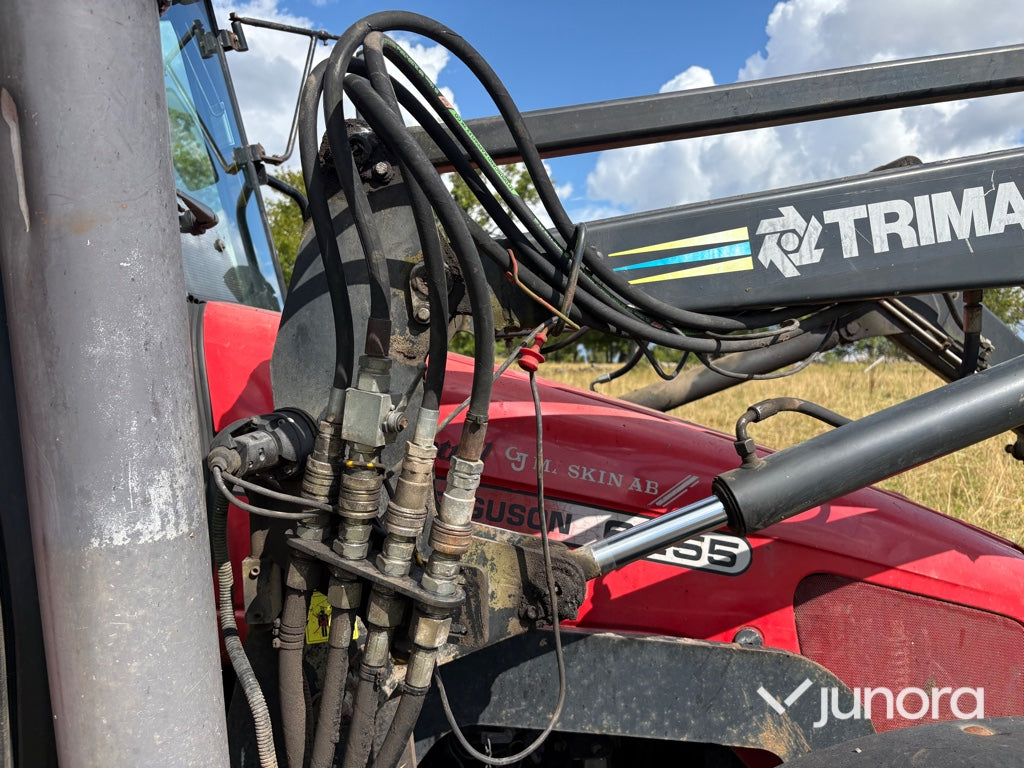 Traktor med frontlastare - Massey Ferguson 6255-4, Trima 3240