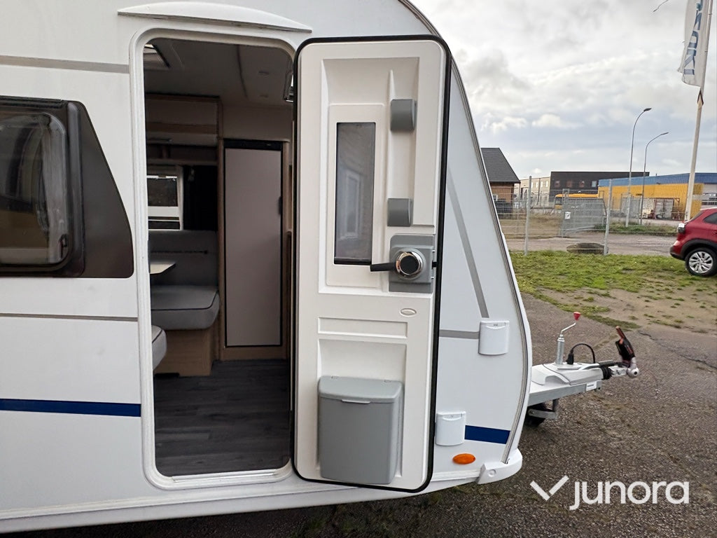 Husvagn – LMC Münsterland Vivo 580 D