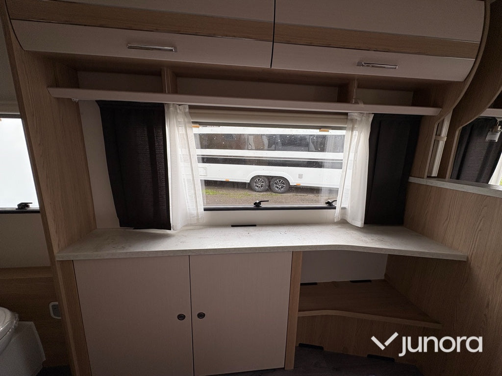 Husvagn – LMC Münsterland Vivo 580 D