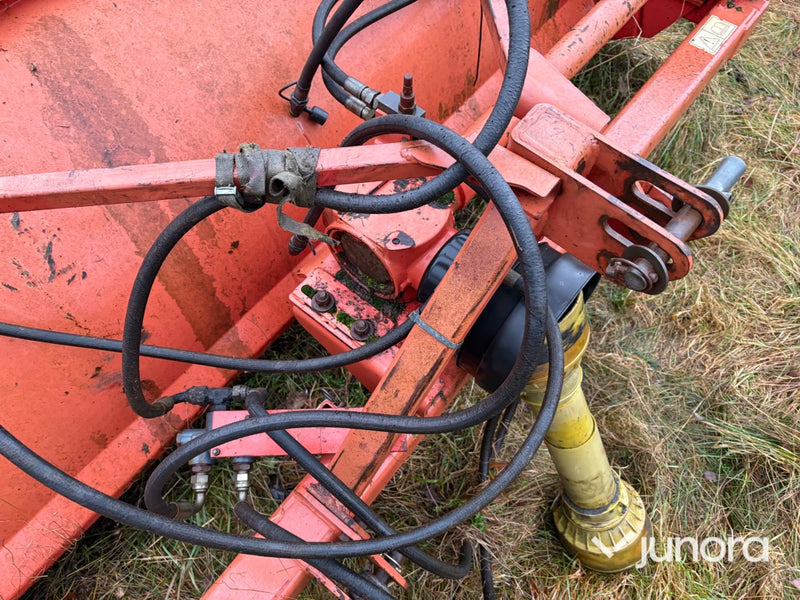 Strängluftare - Trejon, Super-Ted ST-220