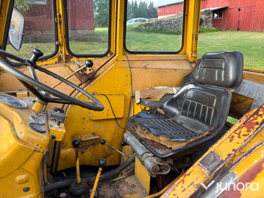 Reperationsobjekt Volvo 400 Bolinder