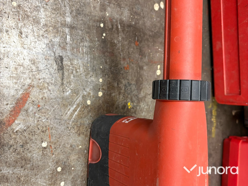 Betongborr HILTI med dammsugare