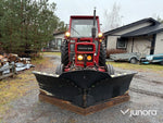 Traktor - Volvo BM T 430, med vikplog