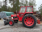 Traktor - Volvo BM T 430, med vikplog