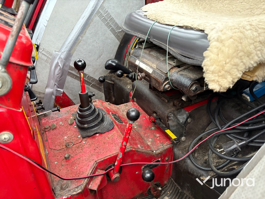 Traktor - Volvo BM T 430, med vikplog