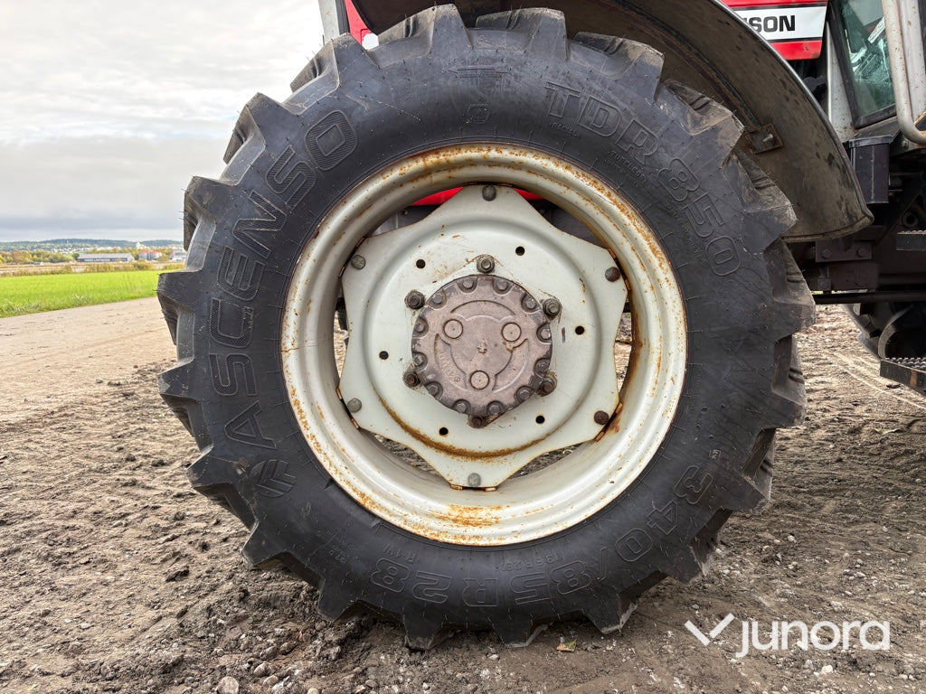 Traktor Massey Ferguson 3070
