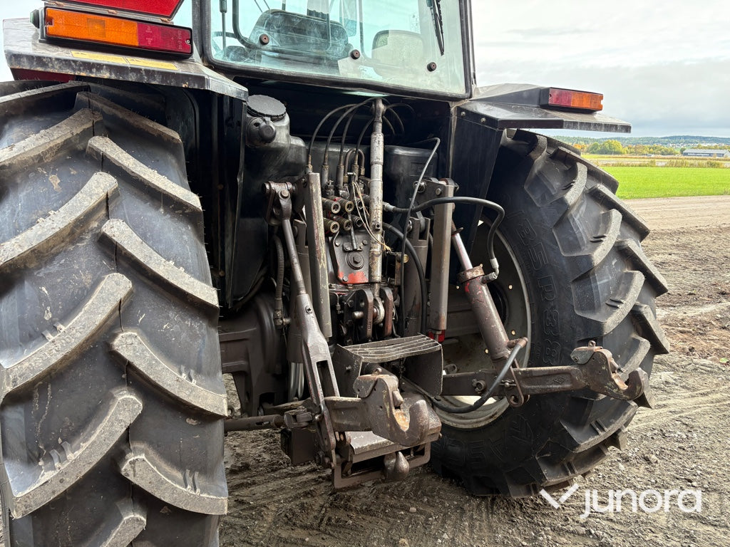 Traktor Massey Ferguson 3070
