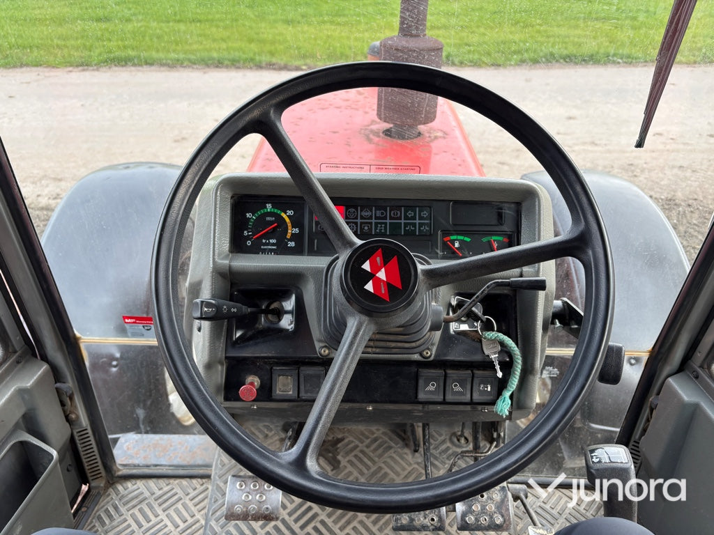 Traktor Massey Ferguson 3070