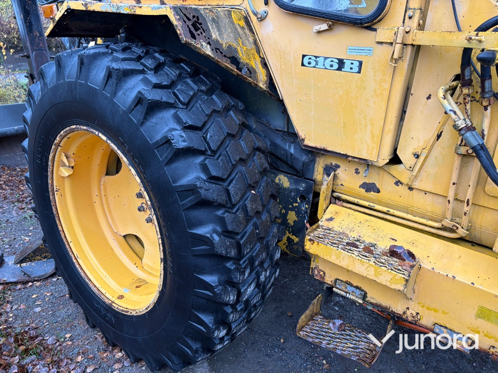 Traktorgrävare - Volvo BM, 616 B