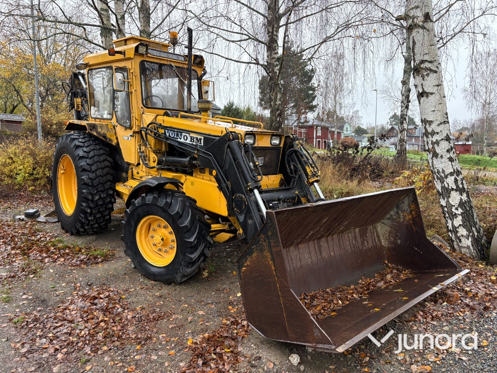 Traktorgrävare - Volvo BM, 616 B