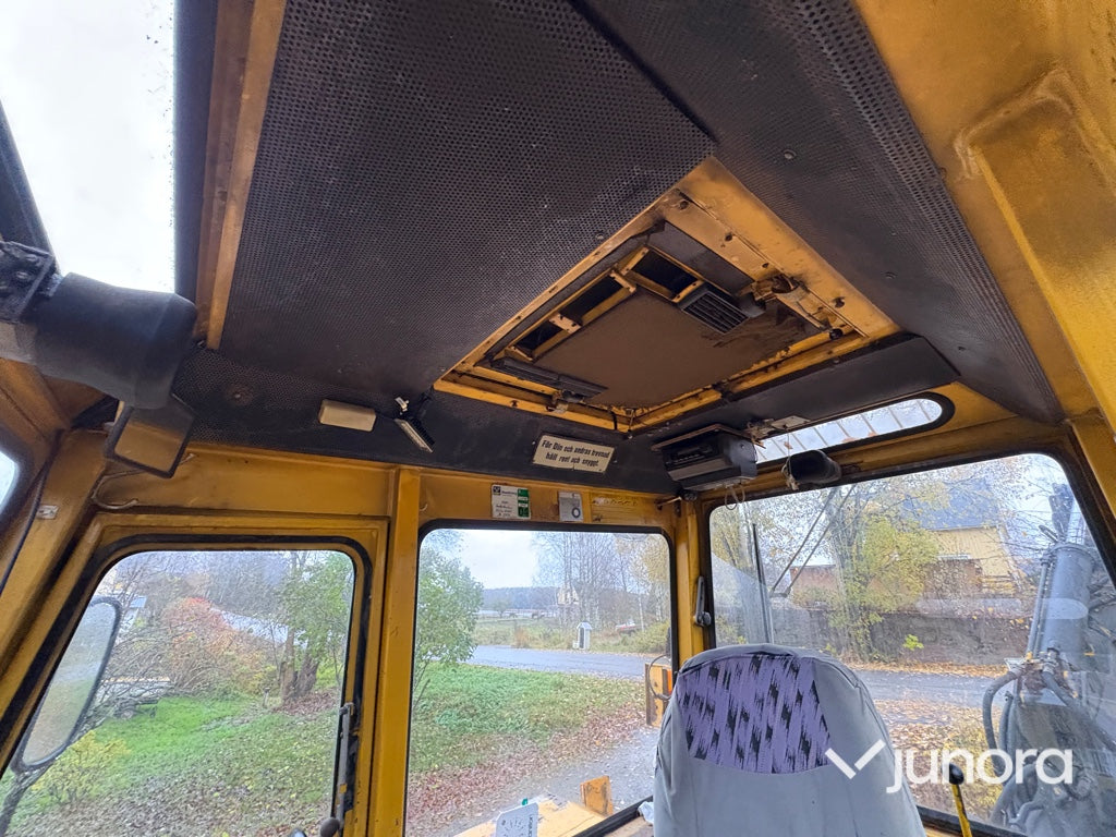 Traktorgrävare - Volvo BM, 616 B