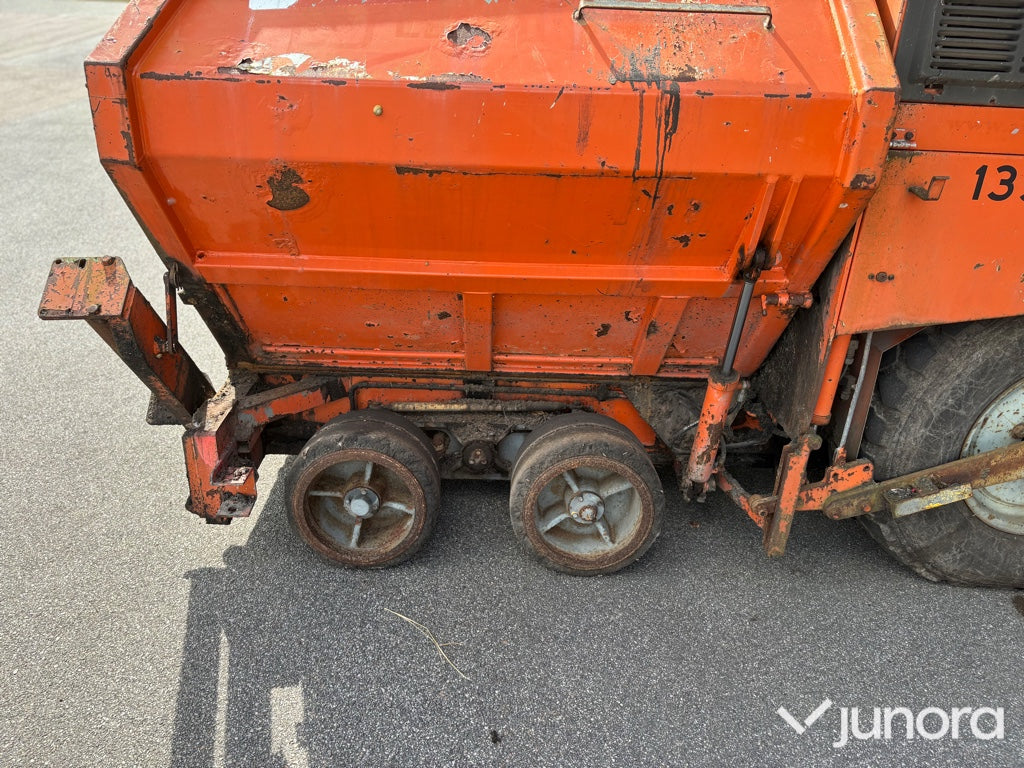 Asfaltsläggare Bitelli BB 632