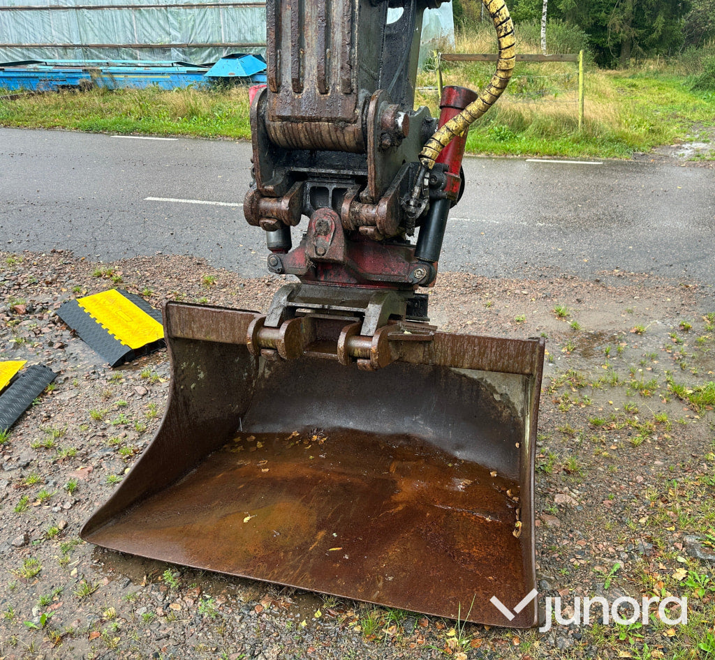 Volvo EC 210