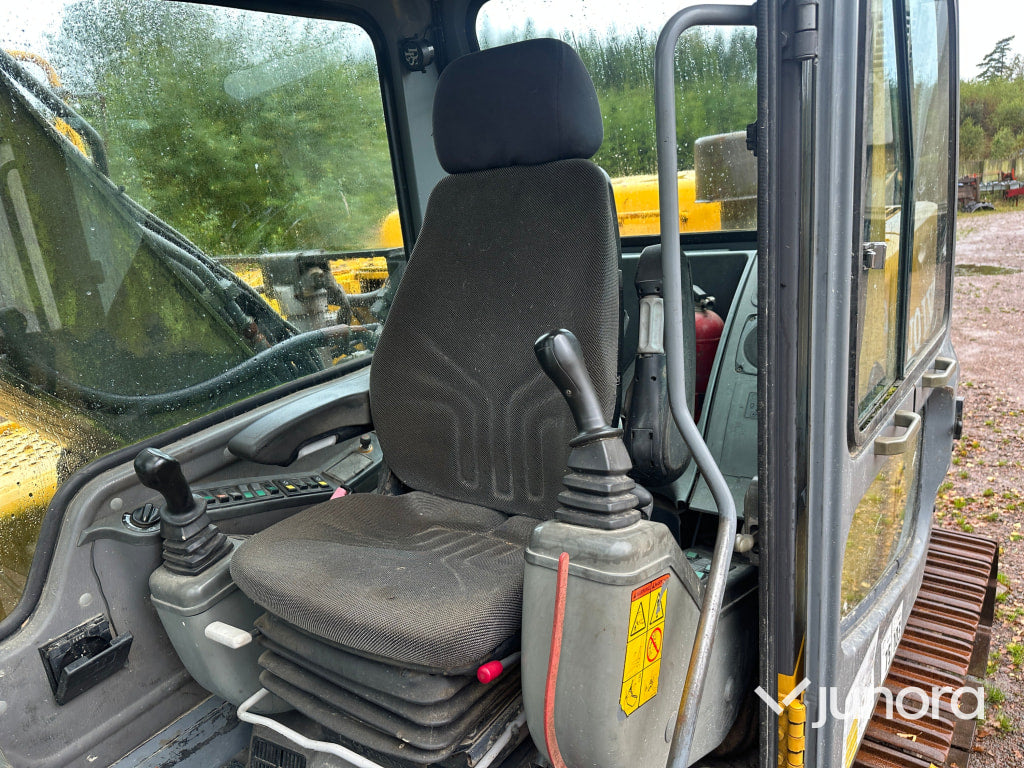 Volvo EC 210