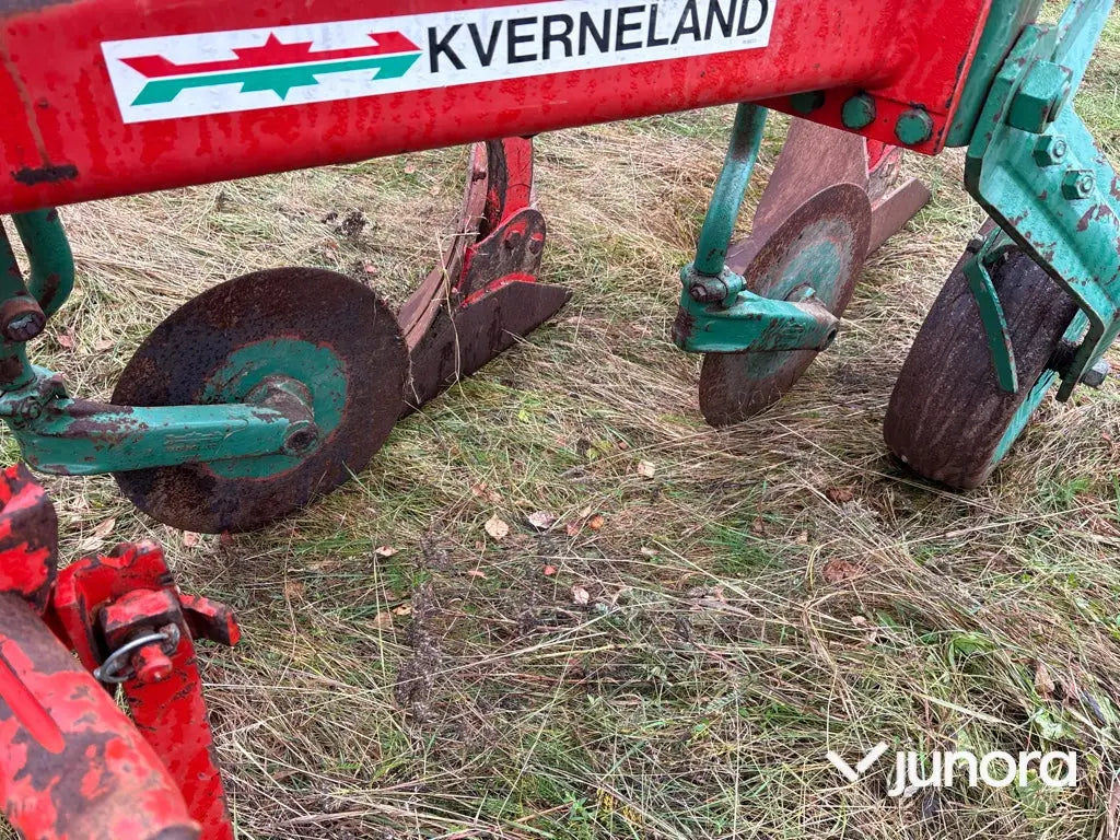 Plog Kverneland A8